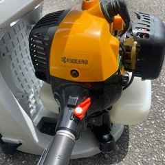 背負式草刈機、刈払機の画像