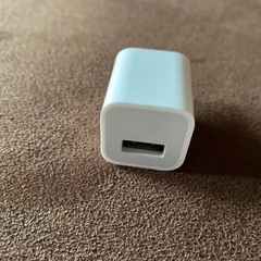  iPhone USB充電器 ACアダプター 純正品コンセントの画像