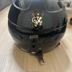 ヤールーヘルメットの画像