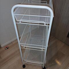 IKEA　三段ラック　棚の画像