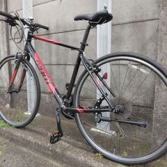 GIANT　CROSTAR　ジャイアント　クロスバイクです。　前後タイヤ新品交換済みです。の画像