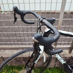 TREK MADONE2.1 サイズ58 ロードバイクの画像