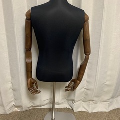 腕付き男性トルソーの画像