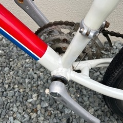 自転車　ロードバイクの画像