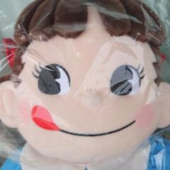 【引き取り限定】［未使用］不二家 ペコちゃん 特大 ぬいぐるみの画像