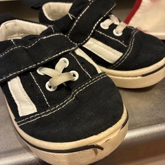 表記は14センチ。小さめな作りです。
なんちゃってバンズスニーカー　キッズ靴の画像
