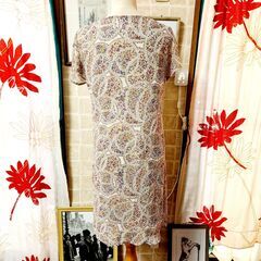 ◇janis market(ジャニスマーケット) ふんわり小花模様が愛らしい夏物ワンピース、いかがでしょうか？の画像
