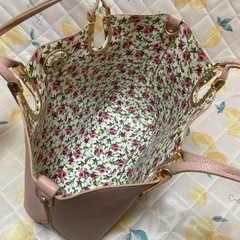 バッグ　内側花柄の画像