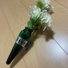 デコトラのピラーによくある花瓶の画像
