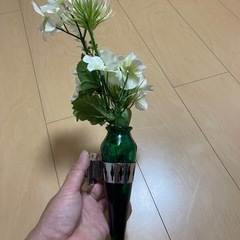 デコトラのピラーによくある花瓶の画像