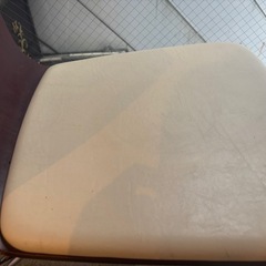 店舗用椅子大量の画像