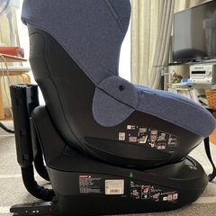 エールべべ　チャイルドシートの画像