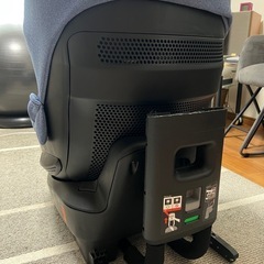 エールべべ　チャイルドシートの画像
