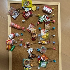 ガチャガチャ　ミニチュアの画像