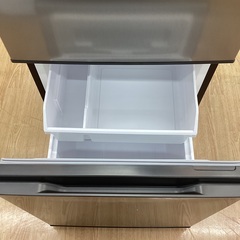 【トレファクマーケット久喜店】AQUA　2ドア冷蔵庫 135L   2023年製の画像