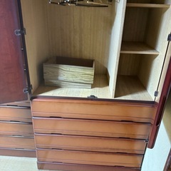 木製タンスの画像
