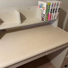ニトリ　小学生学習机の画像
