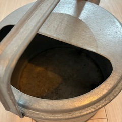 ブリキのじょうろの画像