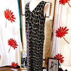〇Ray BEAMS(レイ ビームス) シックなデザイン、楽々着心地。すらりと着られるロングワンピース、いかがでしょうか？の画像