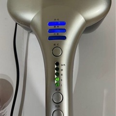 電動　頭部マッサージ器の画像
