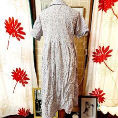 ☆merry jenny(メリージェニー) 夏色小花模様が愛らしいすっきりスタイル。コットン100％のふんわりワンピース、いかがでしょうか？の画像