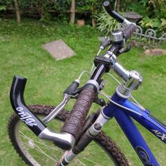マウンテンバイクの画像