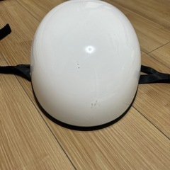 半ヘルメットの画像