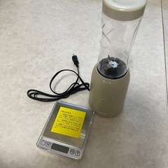 デジタルスケール(計量器)とミキサー