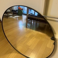 【引越ししょぶん処分】大きめのミラーの画像