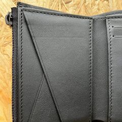 ルイ・ヴィトン ヴィクター ウォレット モノグラム シャドウ M12635の画像