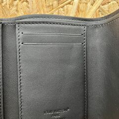 ルイ・ヴィトン ヴィクター ウォレット モノグラム シャドウ M12635の画像