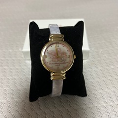 すみっコぐらしバングル腕時計の画像