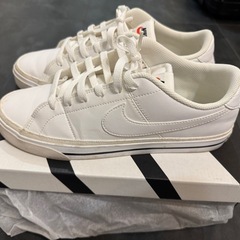 ナイキ　26cmスニーカー 白　NIKEの画像