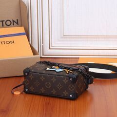  LOUIS VUITTON ショルダーバッグ LV フレンド ミニ ソフトトランク M80159の画像