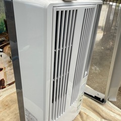 格安！高年式！早い者勝ち！動作品！しっかり冷えます！2022年式　窓用エアコンの画像