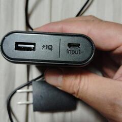 IQ ANKERA126310000mAh36Wh入力5V/2A出力5V/2.4Aモバイルバッテリー十AC/DCADAPTER十MicroUSBケーブル線の画像