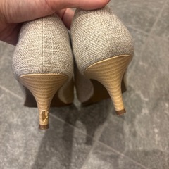 GU パンプス　24cmの画像