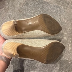 GU パンプス　24cmの画像