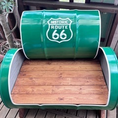 ドラム缶ソファーの画像