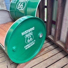 ドラム缶ソファーの画像