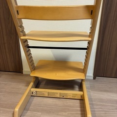 ストッケ　トリップトラップ　ベビーチェア　説明書付きの画像