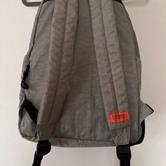 niko and... × UNIVERSAL OVERALLリュック
の画像