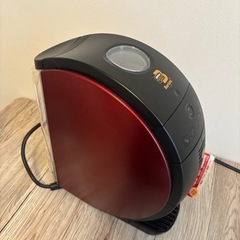 ネスカフェ ゴールドブレンド バリスタ フィフティ レッド,コーヒーマシンの画像