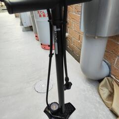 自転車用空気入れの画像