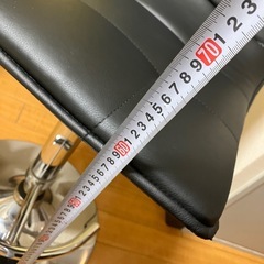 カウンターチェア　イス　高さ調整可能の画像