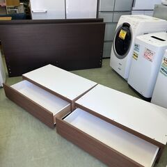 【リサイクルショップ ピカソ 小松原】🛏️💥収納付き‼️シーリー製高級マットレス搭載💥クイーンサイズベッド🛏️★2222★の画像