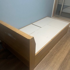 ニトリ　引き出し付きベッドフレーム(シングル)の画像