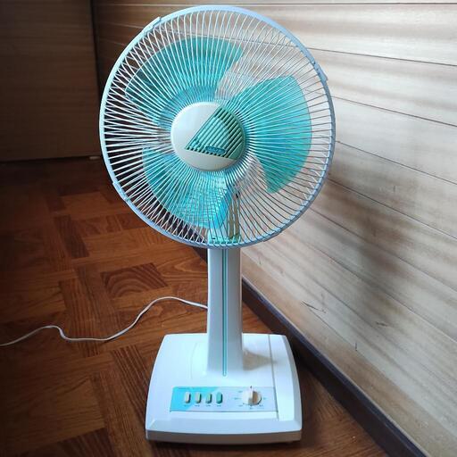 昭和レトロ】ホリエ 扇風機 hf-30rf1 (プロフ要必読) 三沢の季節