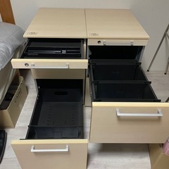 【無料】オカムラ製キャビネット2つの画像