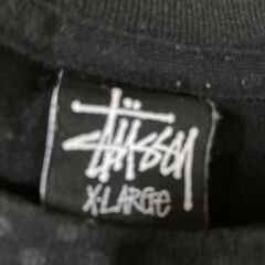 ステューシーTシャツ　XLラージ　カーボン迷彩柄の画像